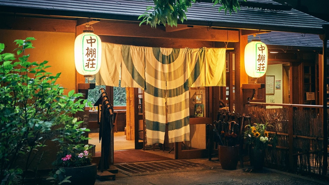 正面の玄関