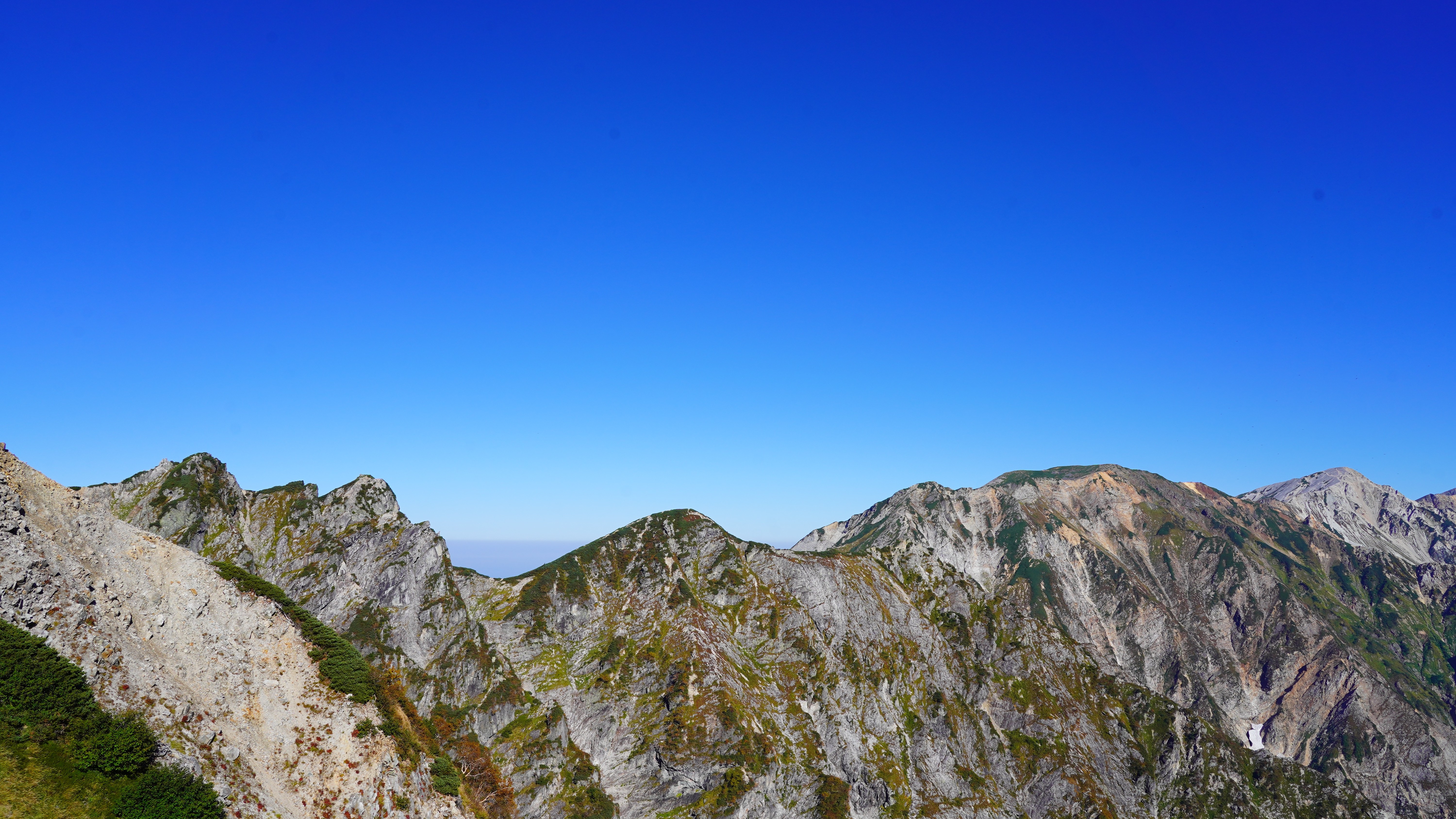 信州の雄大な山々