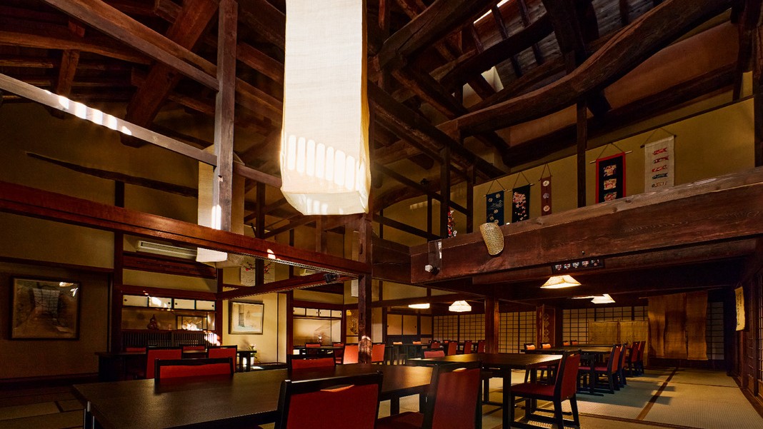 【はりこし亭】館内