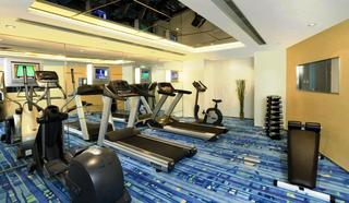 フィットネスルーム　Fitness Room