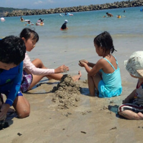 夏は海水浴も◎◎小さなお子様も砂浜でお楽しみいただけます！