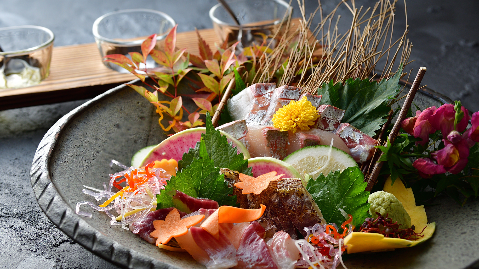 【旬の鮮魚盛り】海女の町「相差」ならではの新鮮な地魚をお楽しみください※料理イメージ