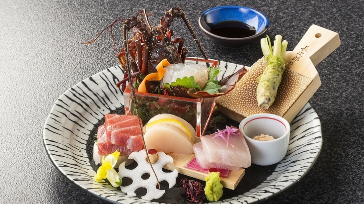 【基本プラン／お部屋食・旬彩会席膳】約100平米の角部屋／庭園付露天風呂客室・特別室