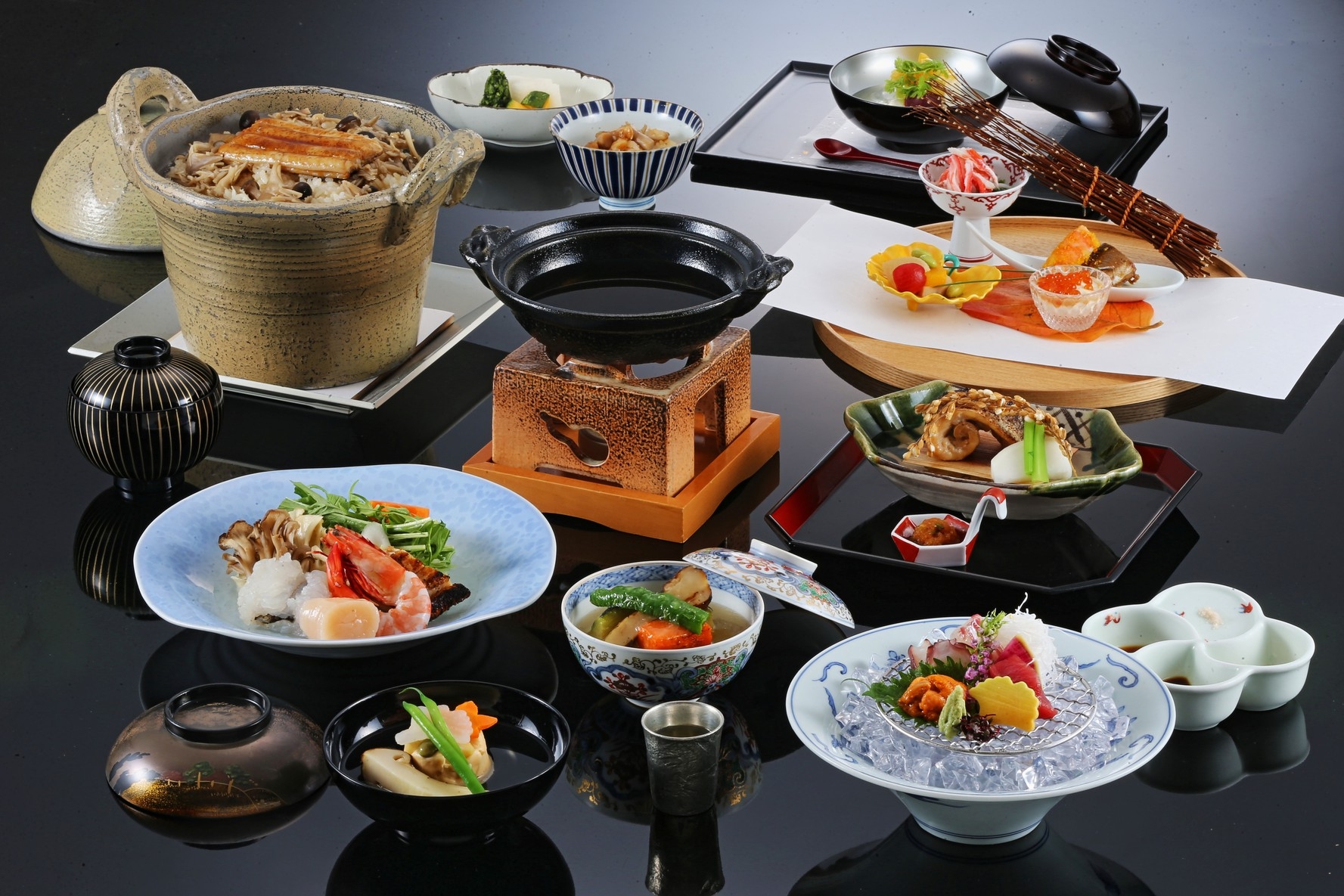 【夕朝お部屋食確約】〜辛夷会席〜　瑞苑会席をグレードアップ。