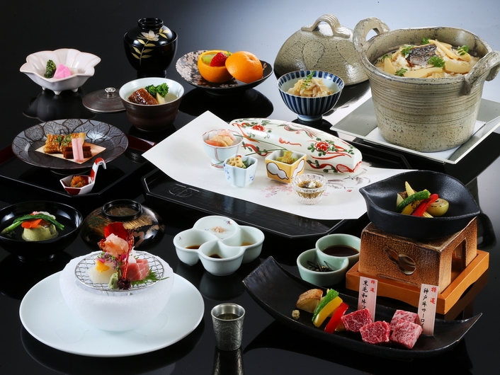【夕朝お部屋食確約】〜厳選食材〜　記念日や接待におすすめ。調理長おまかせ会席