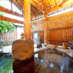 広々、ゆったり貸切露天風呂