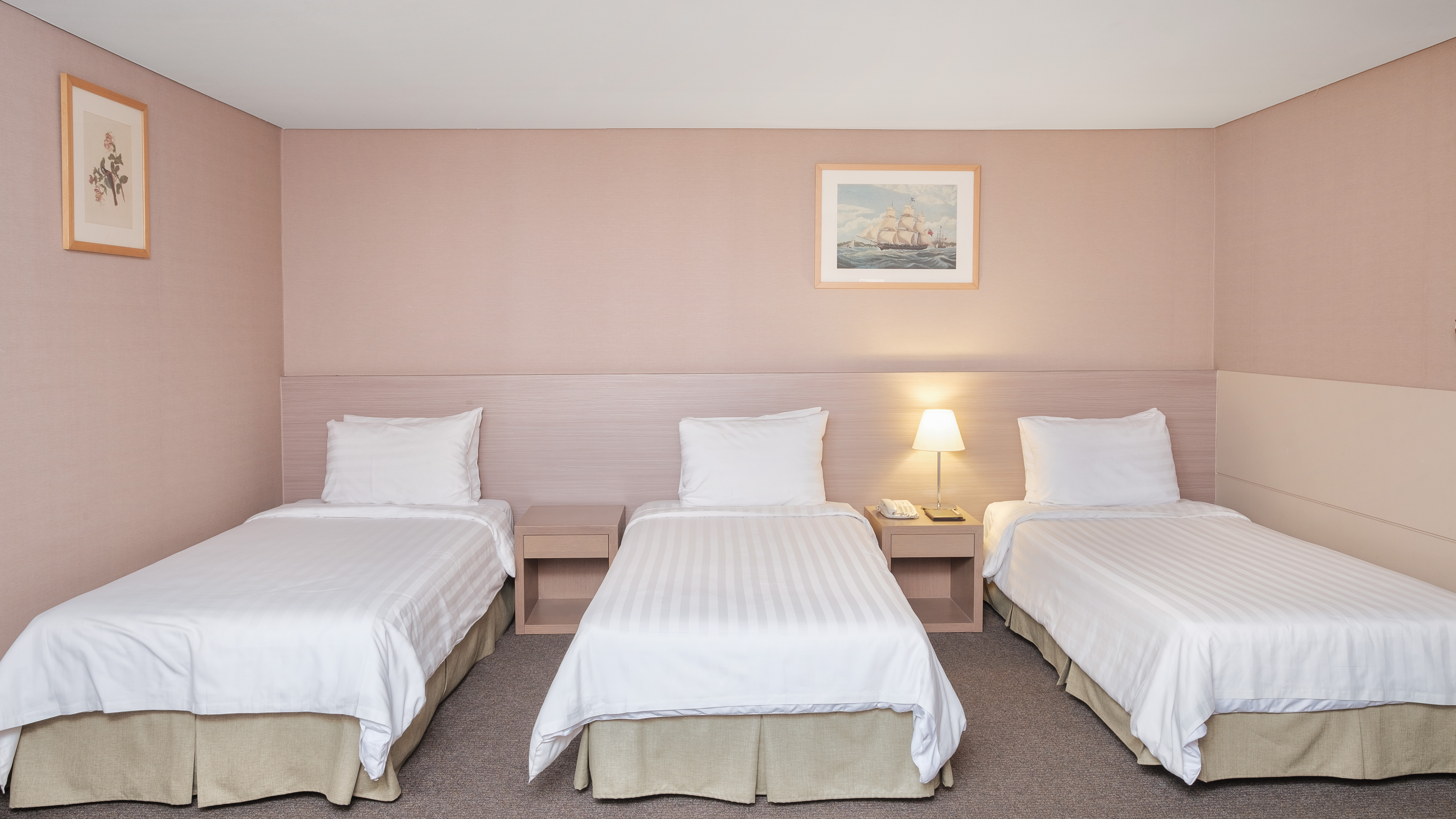 デラックス トリプル