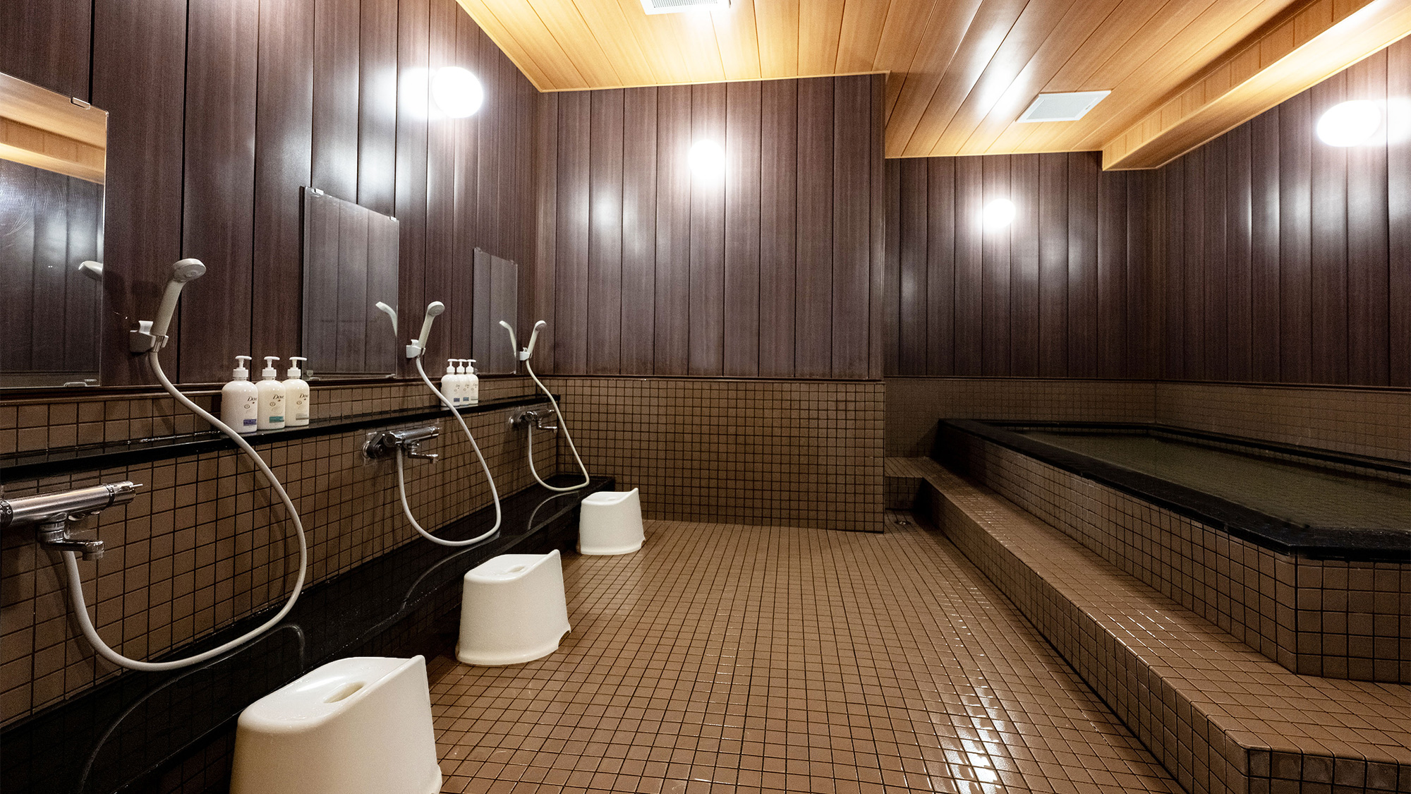 1階大浴場「やすらぎの湯」