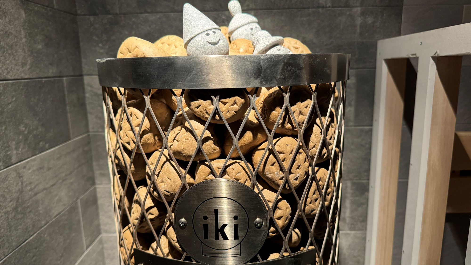 *サウナ／セルフロウリュによる贅沢なひとときをお楽しみください