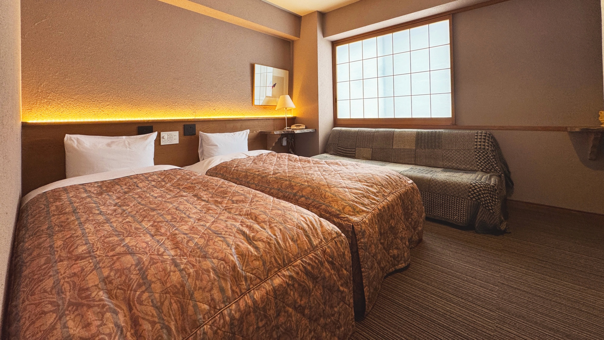 *タワー棟 和洋室／定員5名 (全4部屋)