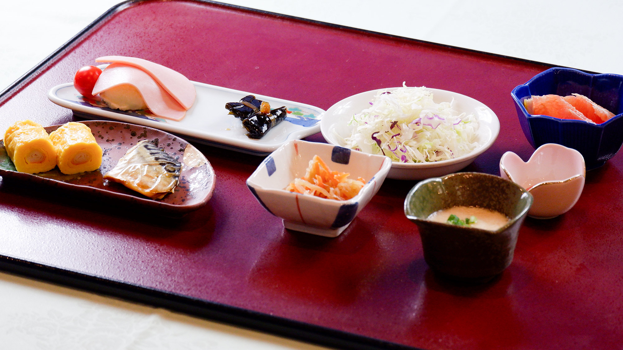 ・【朝食一例】見た目にも美しい和朝食で、清々しい一日の始まりをどうぞ