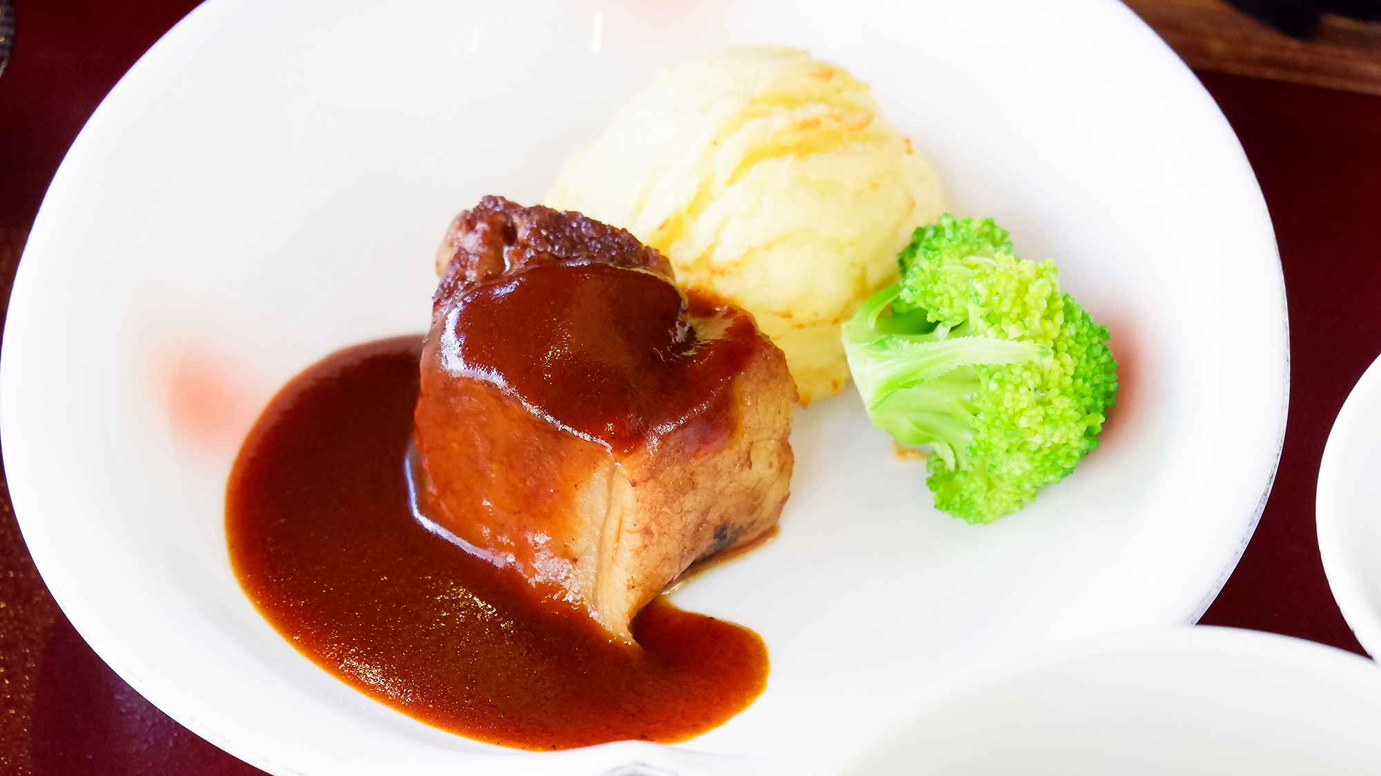 ・【夕食一例】素材の良さが際立つシンプルで奥深い味わいをご堪能ください