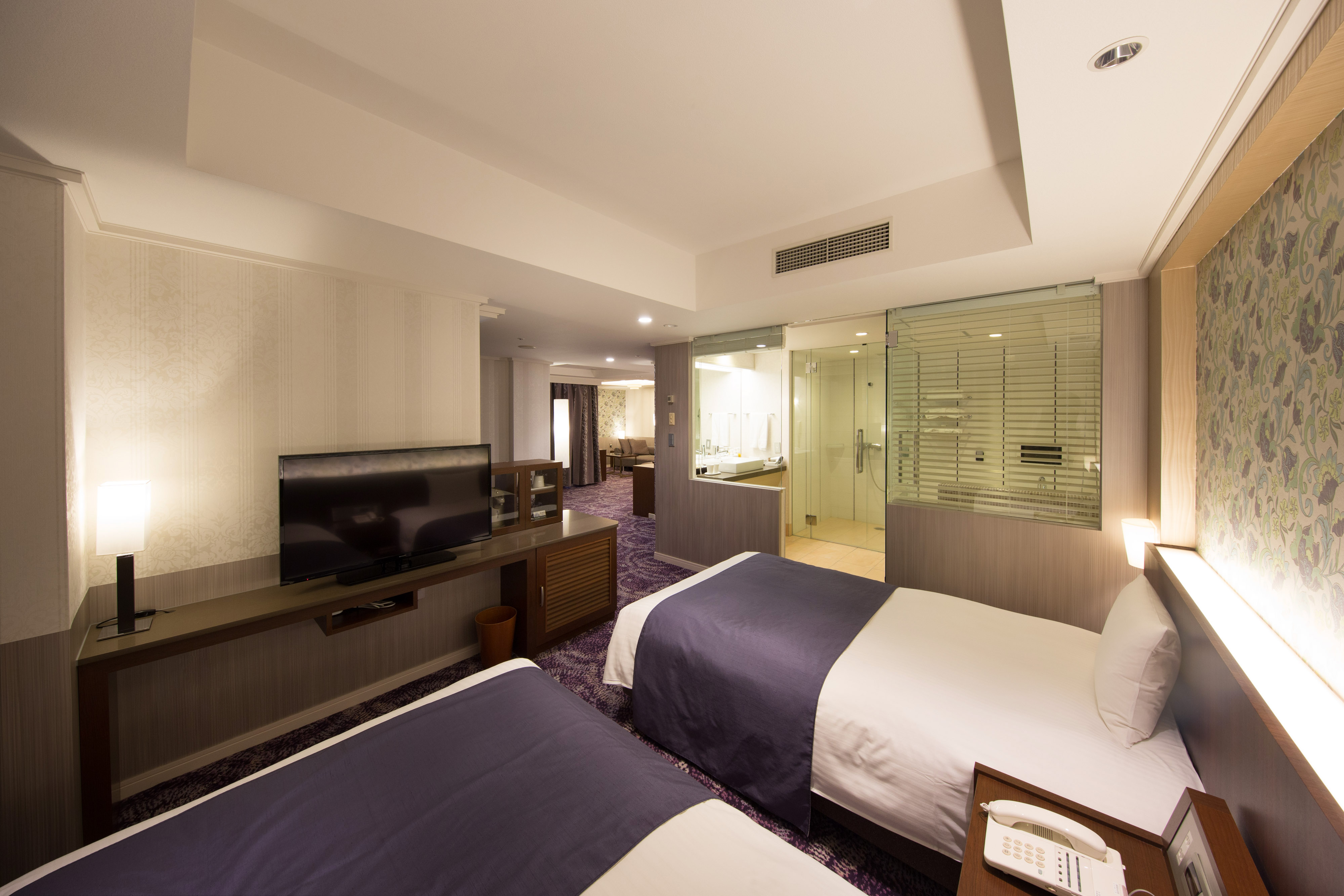 ジュニアスイート