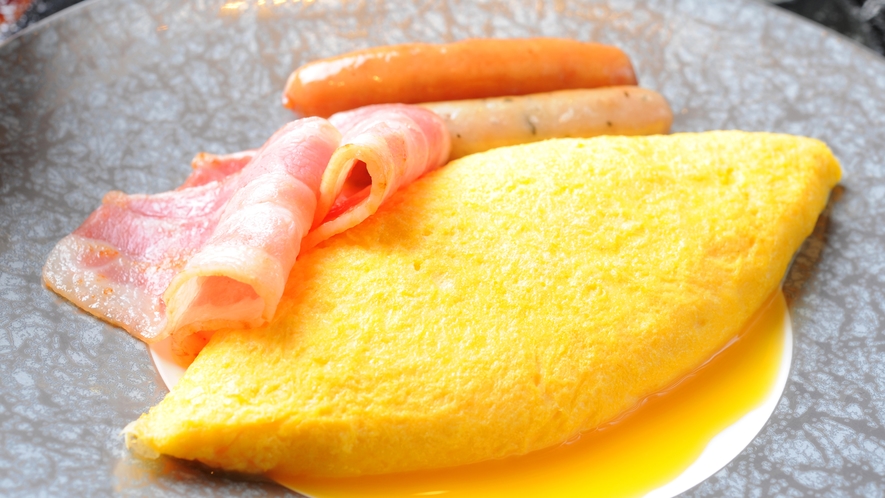朝食・洋プレート☆特製ふわふわオムレツをぜひ♪飯山市のみゆき卵使用