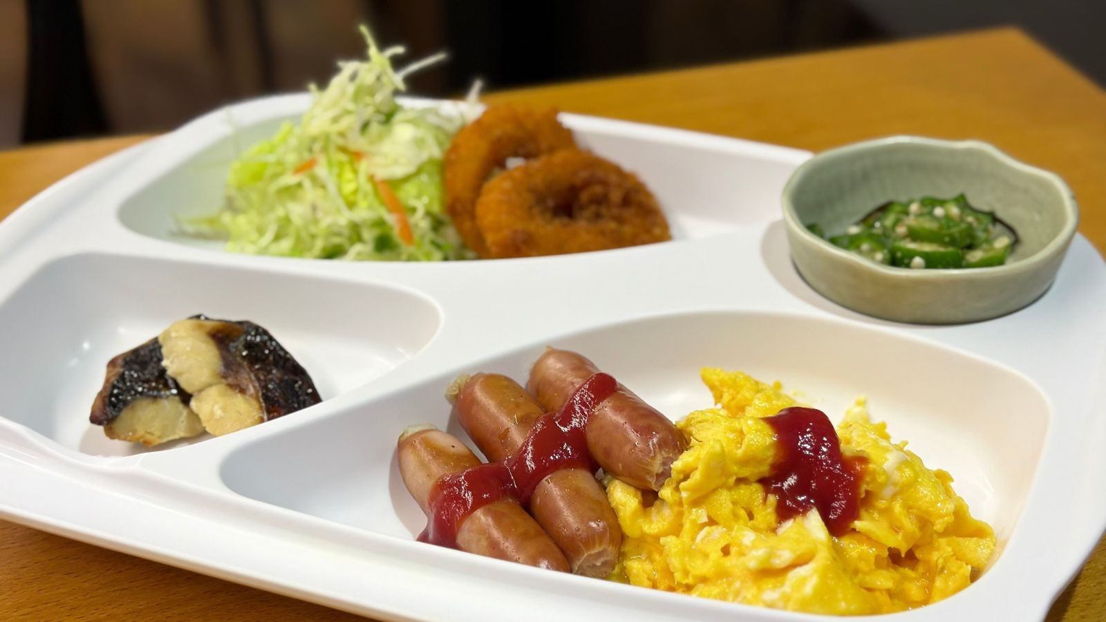 【さき楽14｜朝食付】14日前からの早期予約でさらにお得に宿泊♪｜洗濯無料サービス有