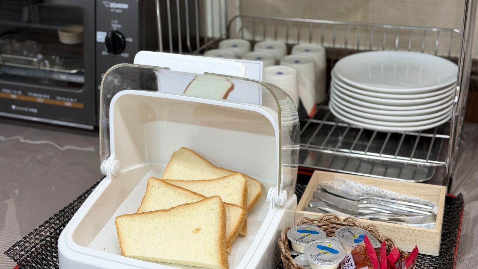 【朝食バイキング】