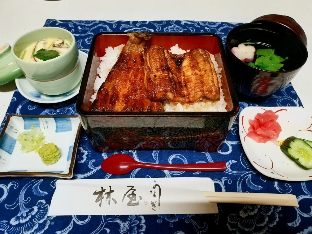 【夕食お部屋出しでゆっくり】地元名店の「うな重」+「板長お手製おつまみ3種」+名物「馬刺し」付き