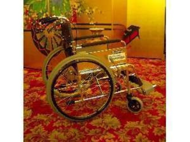 七滝観光協会会員のお店では、車椅子を無料でお貸しいたしております。お気軽にお申し出ください