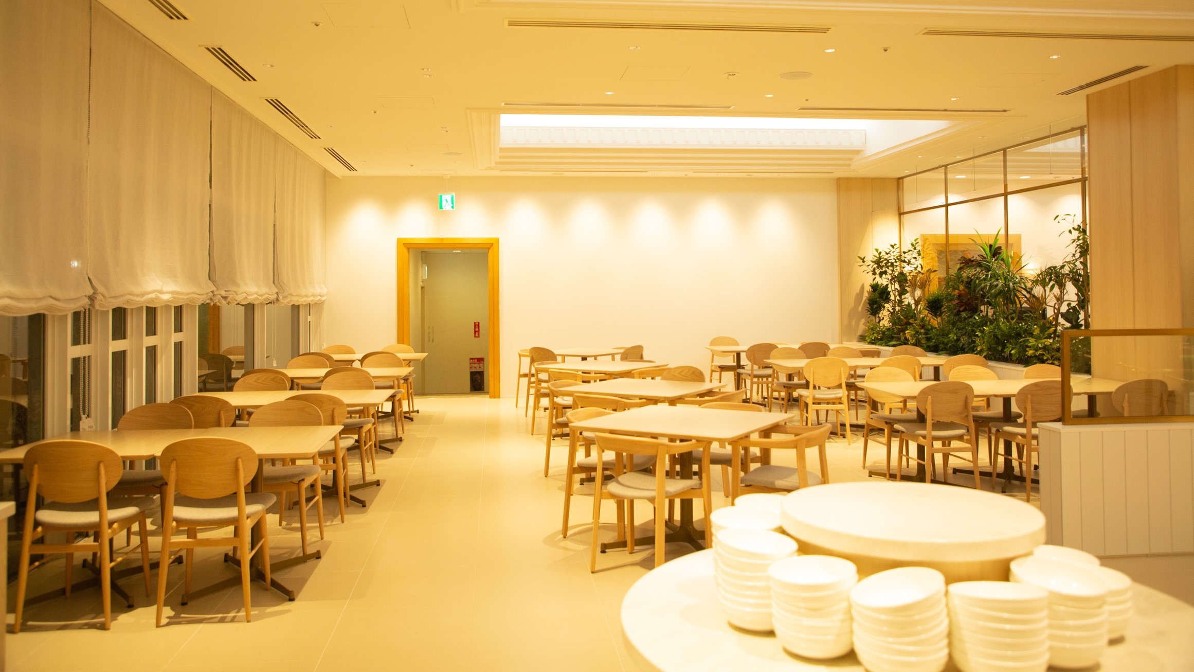 レストラン＆バー　ディネット