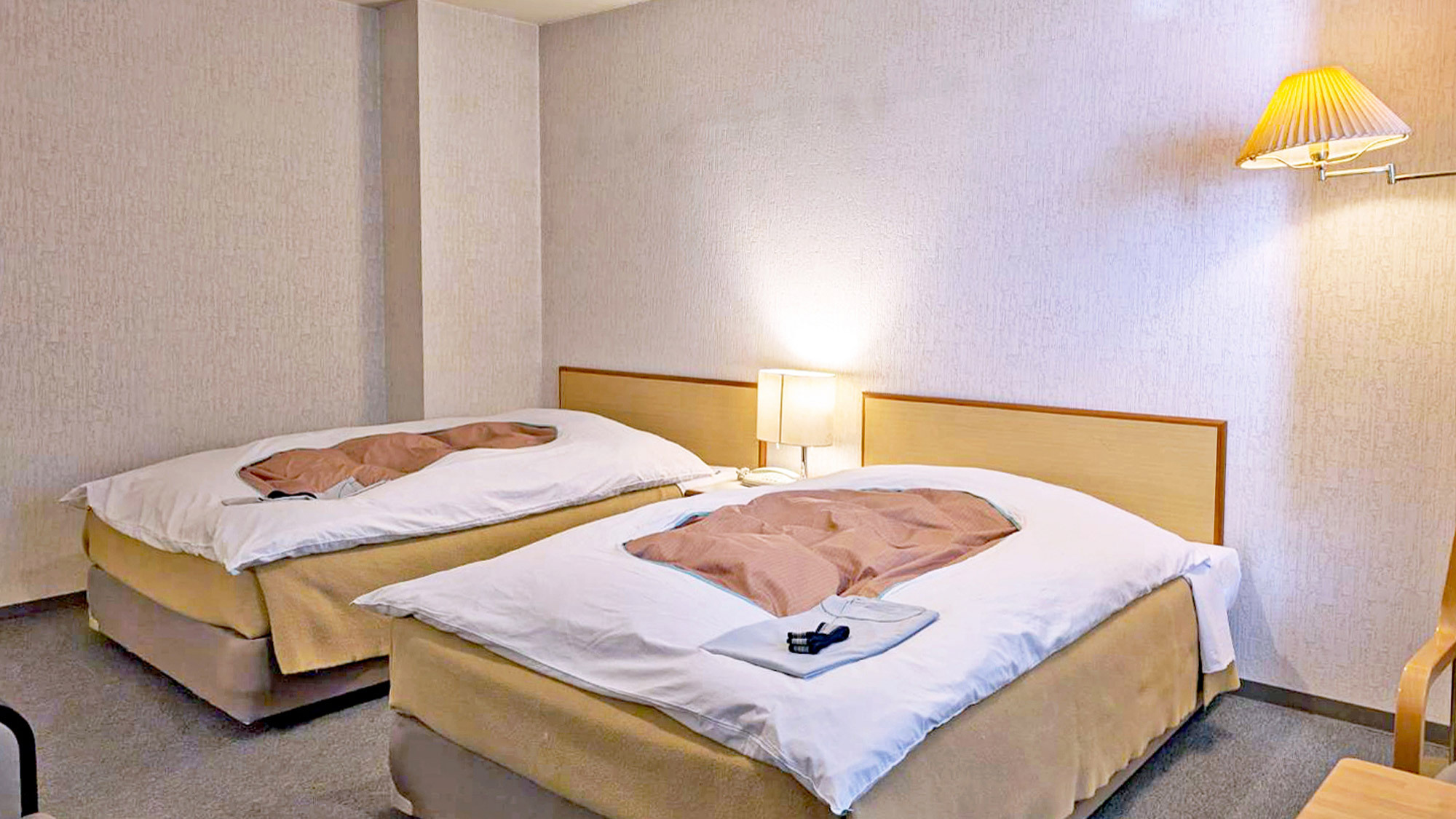 【ツインルームA】広いお部屋です