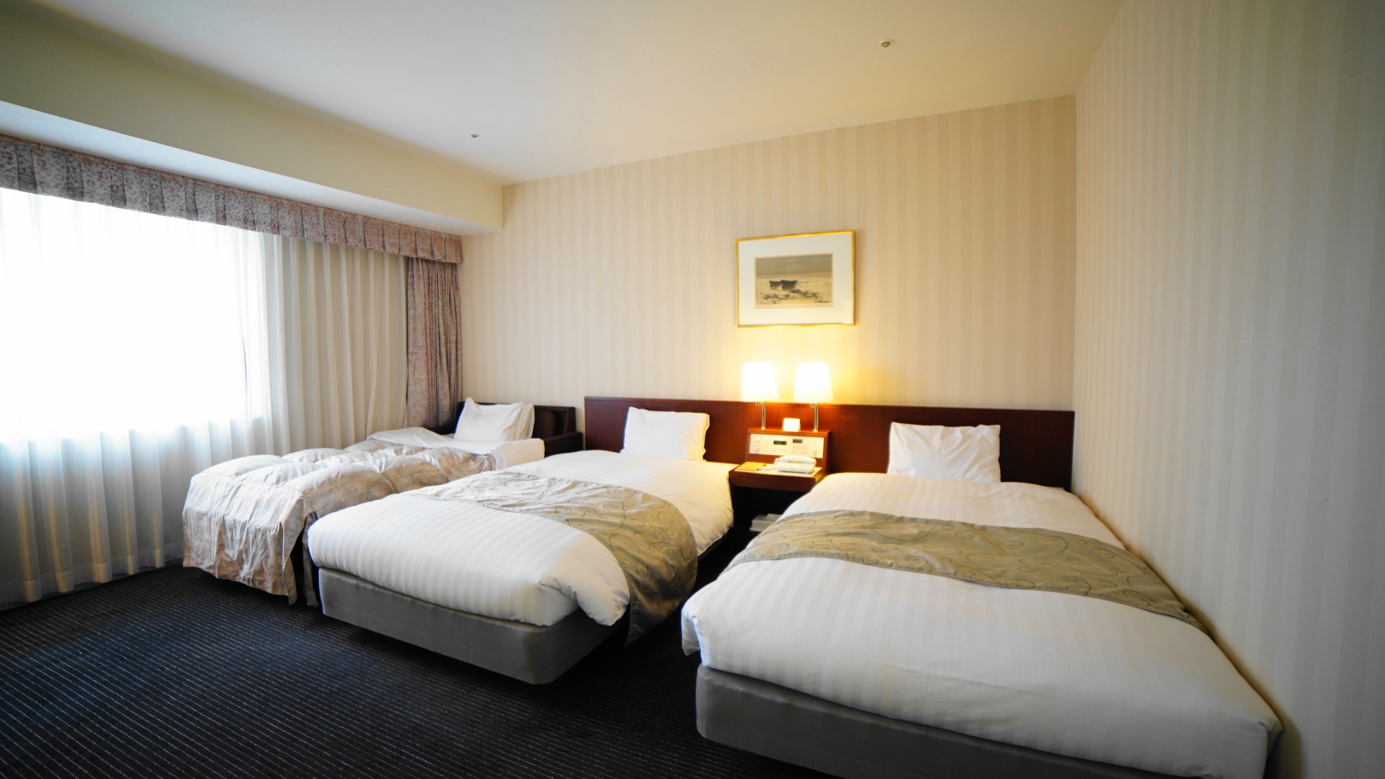 トリプルルーム（昼）