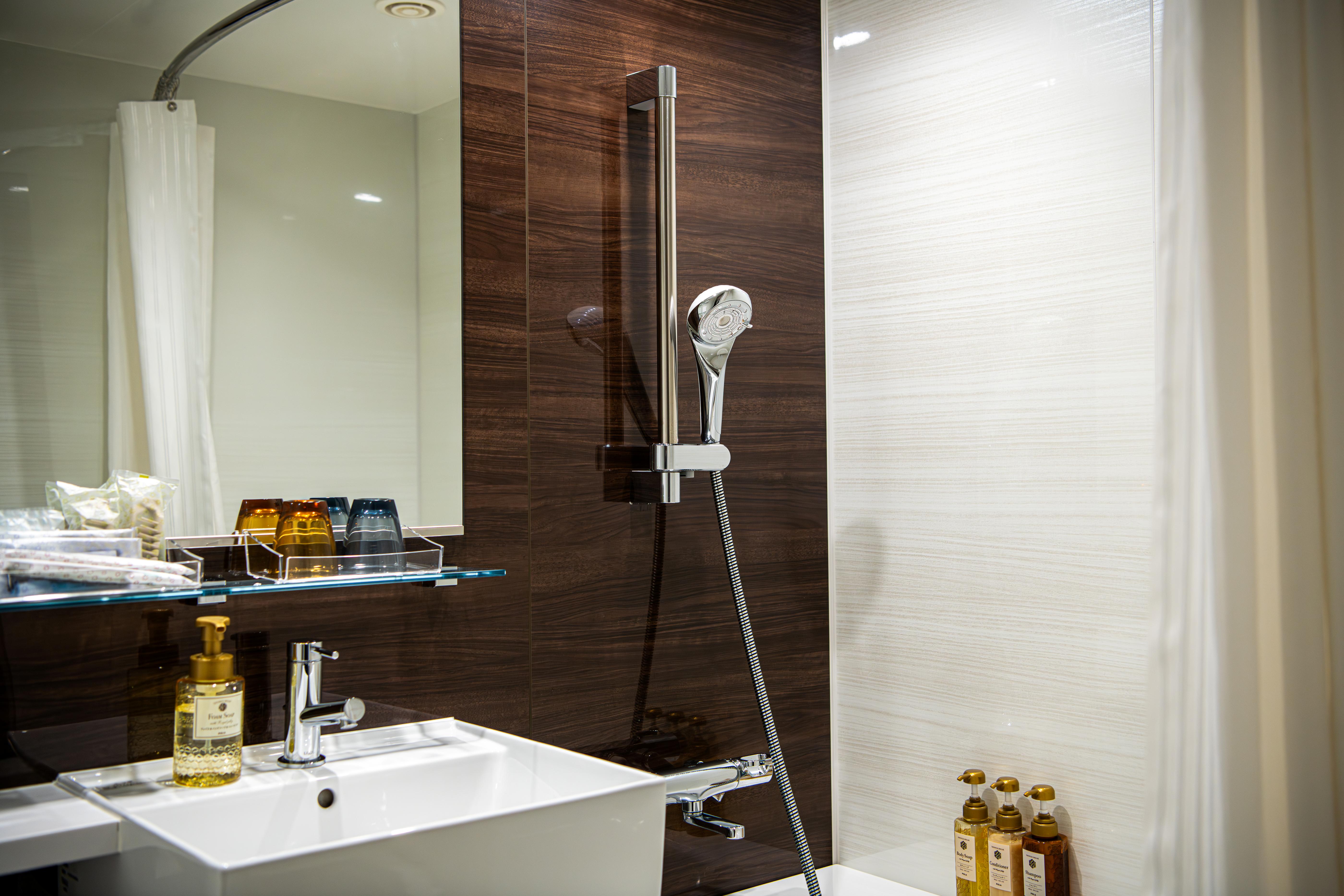 【本館】デラックスツイン　バスルーム