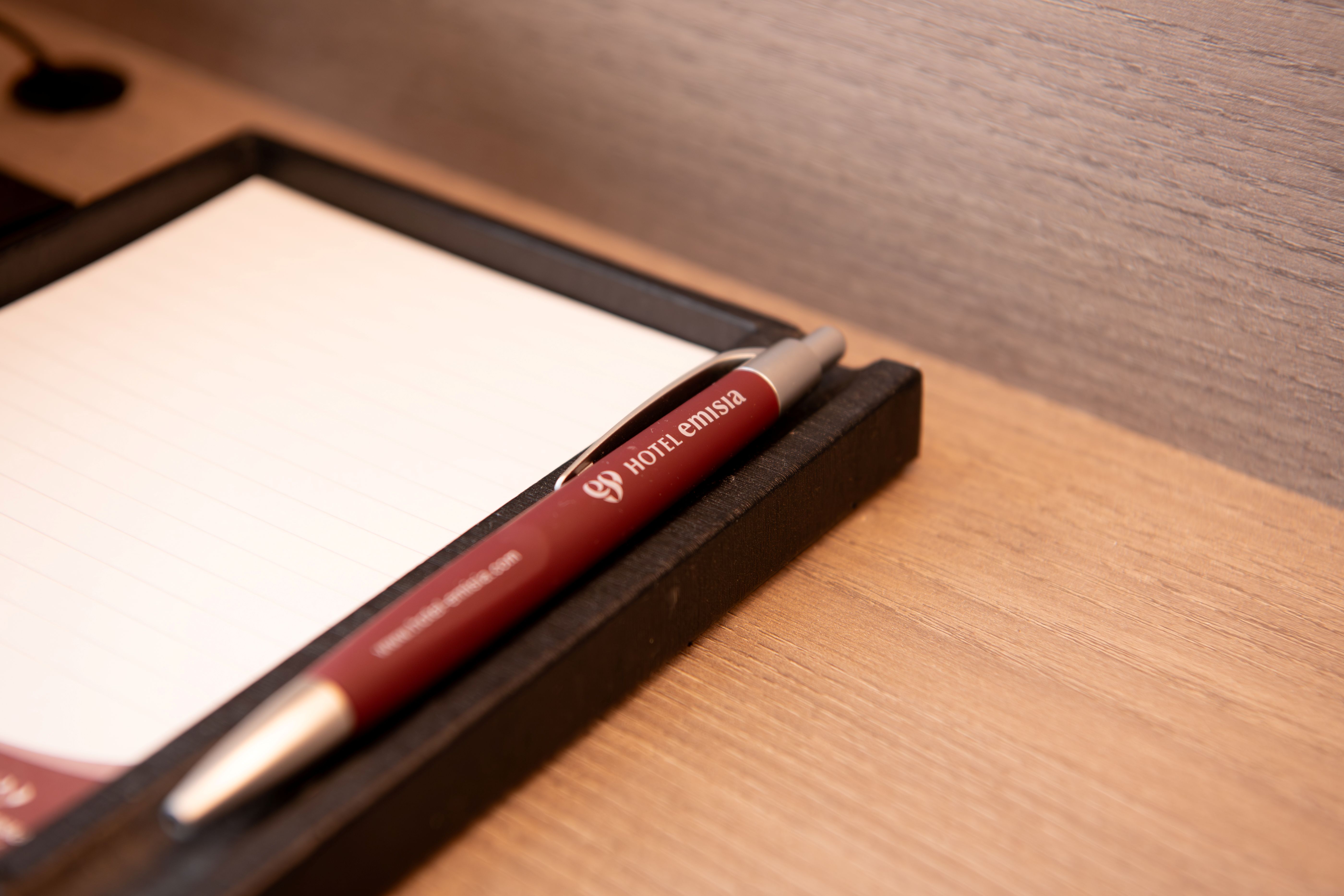 【客室備品】メモ・ボールペン