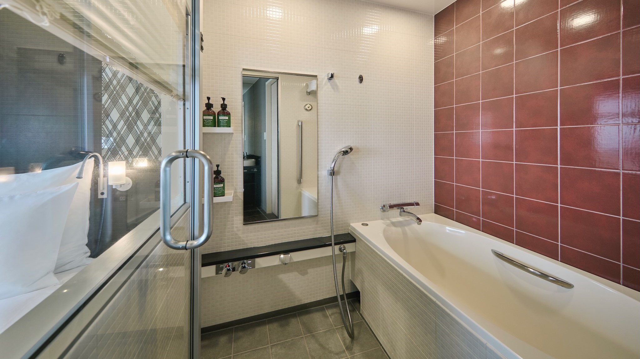 高層階プレミアムツインのバスルーム