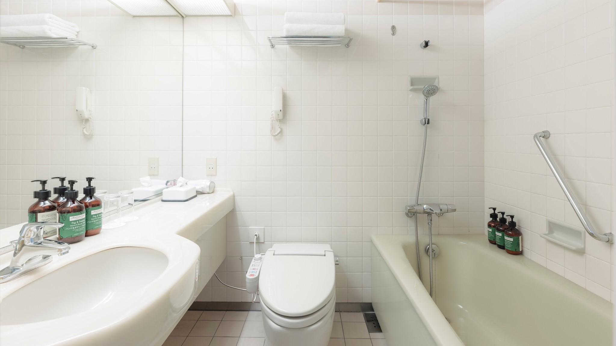 スーペリアツインバスルーム【スタンダードフロア】