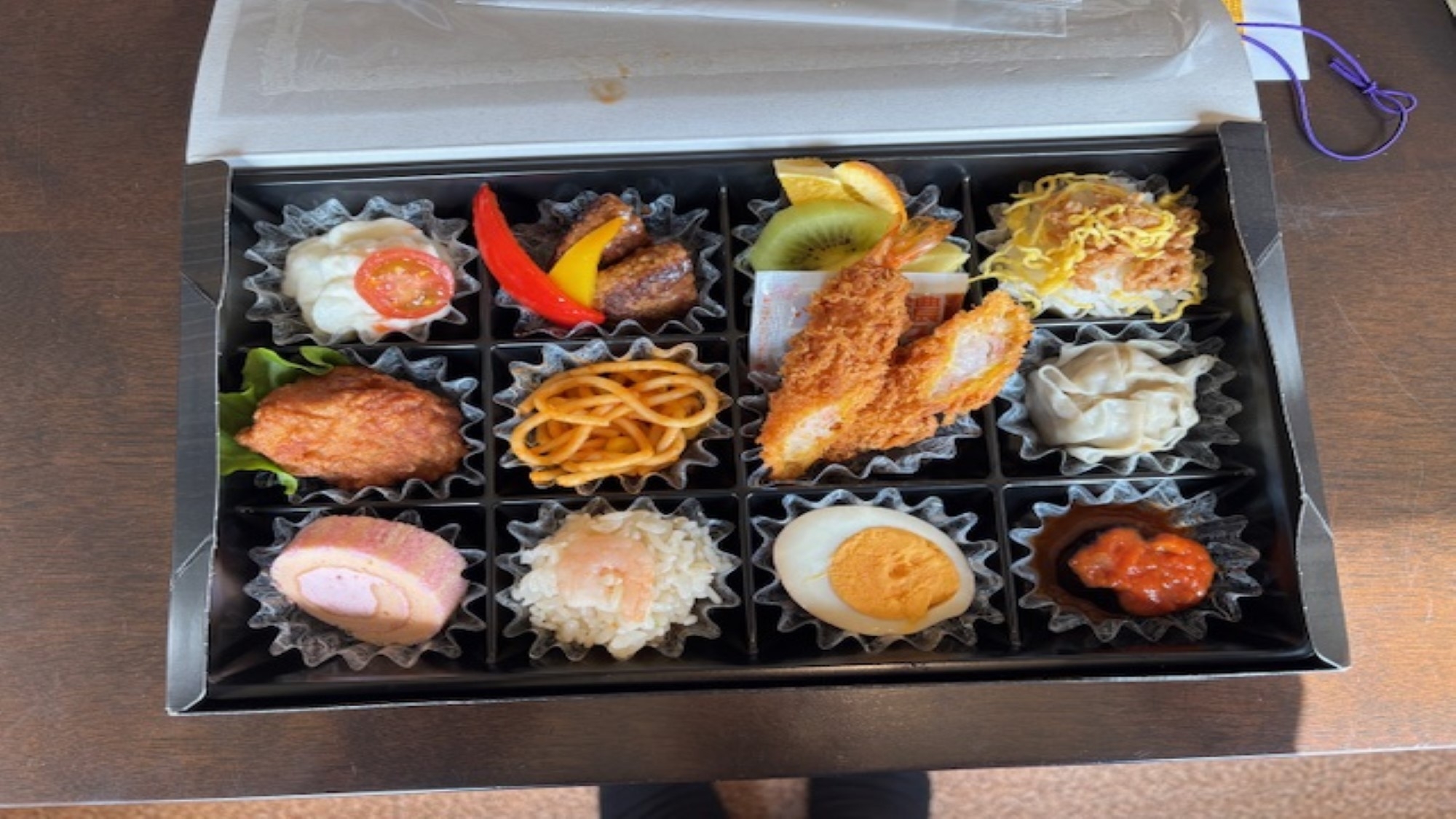 【高級お弁当をお部屋でご堪能】お部屋でゆったりお食事プラン（夕食・軽朝食付き）