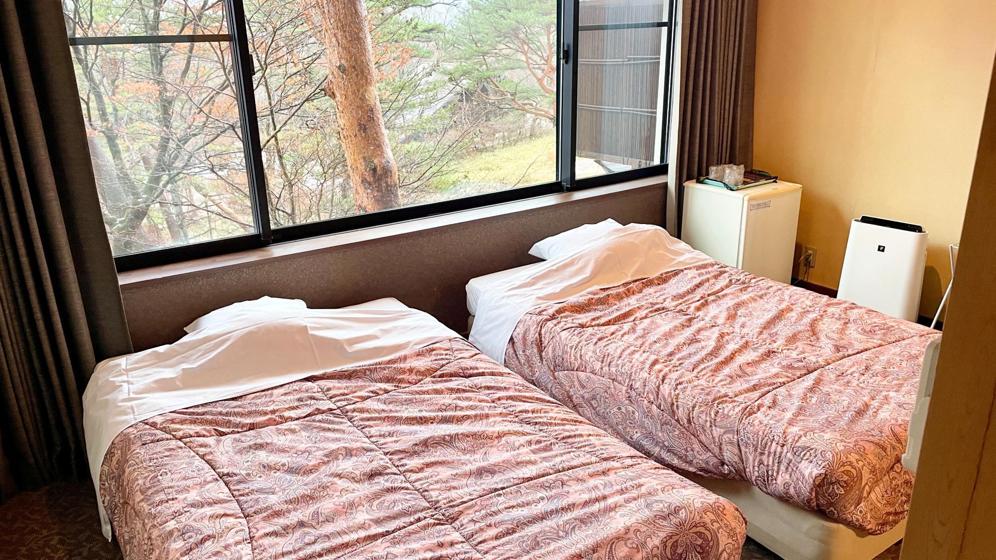 露天温泉付和室　布団