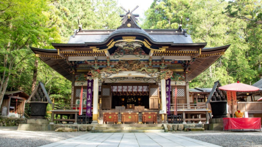 宝登山神社