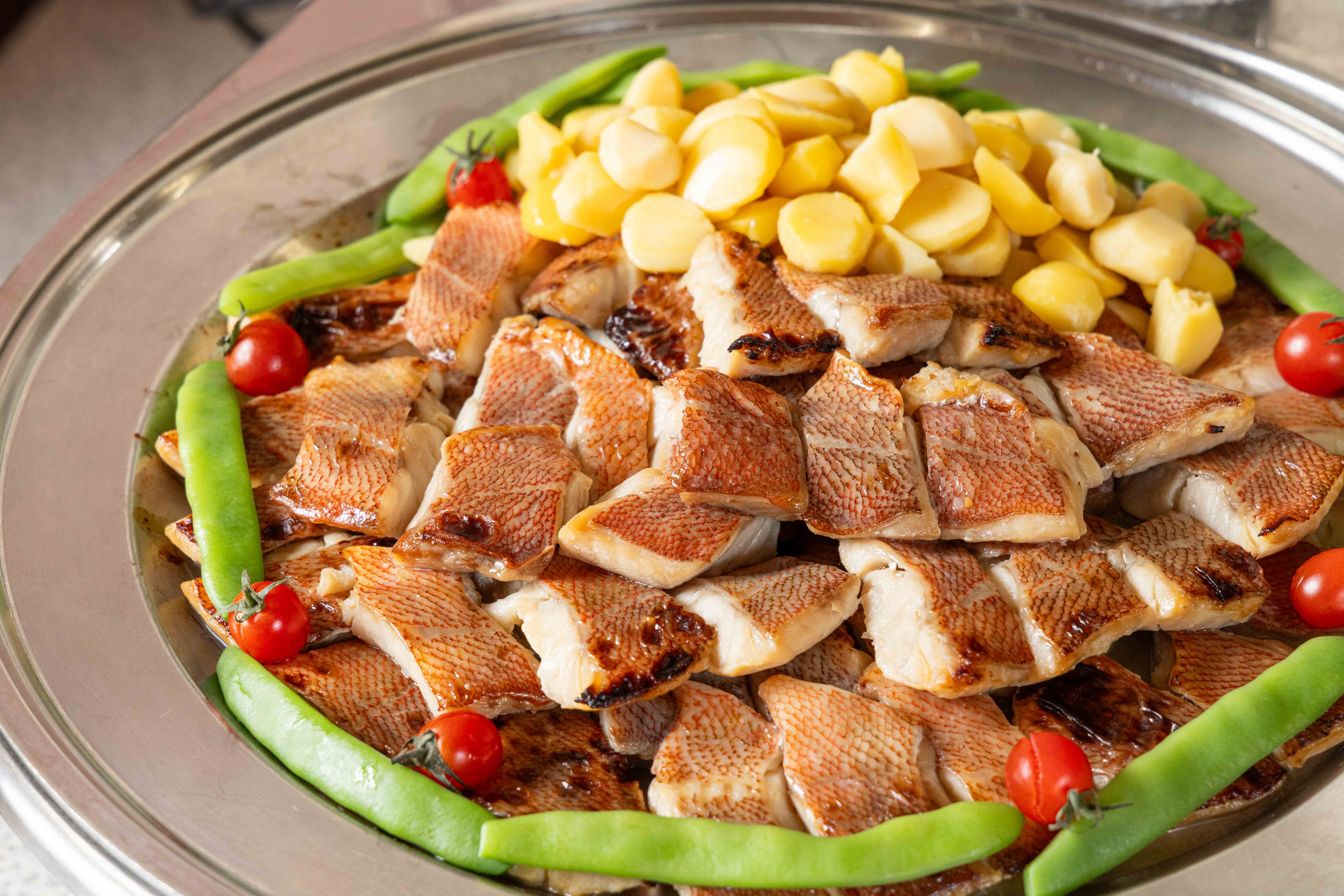 夕食バイキング