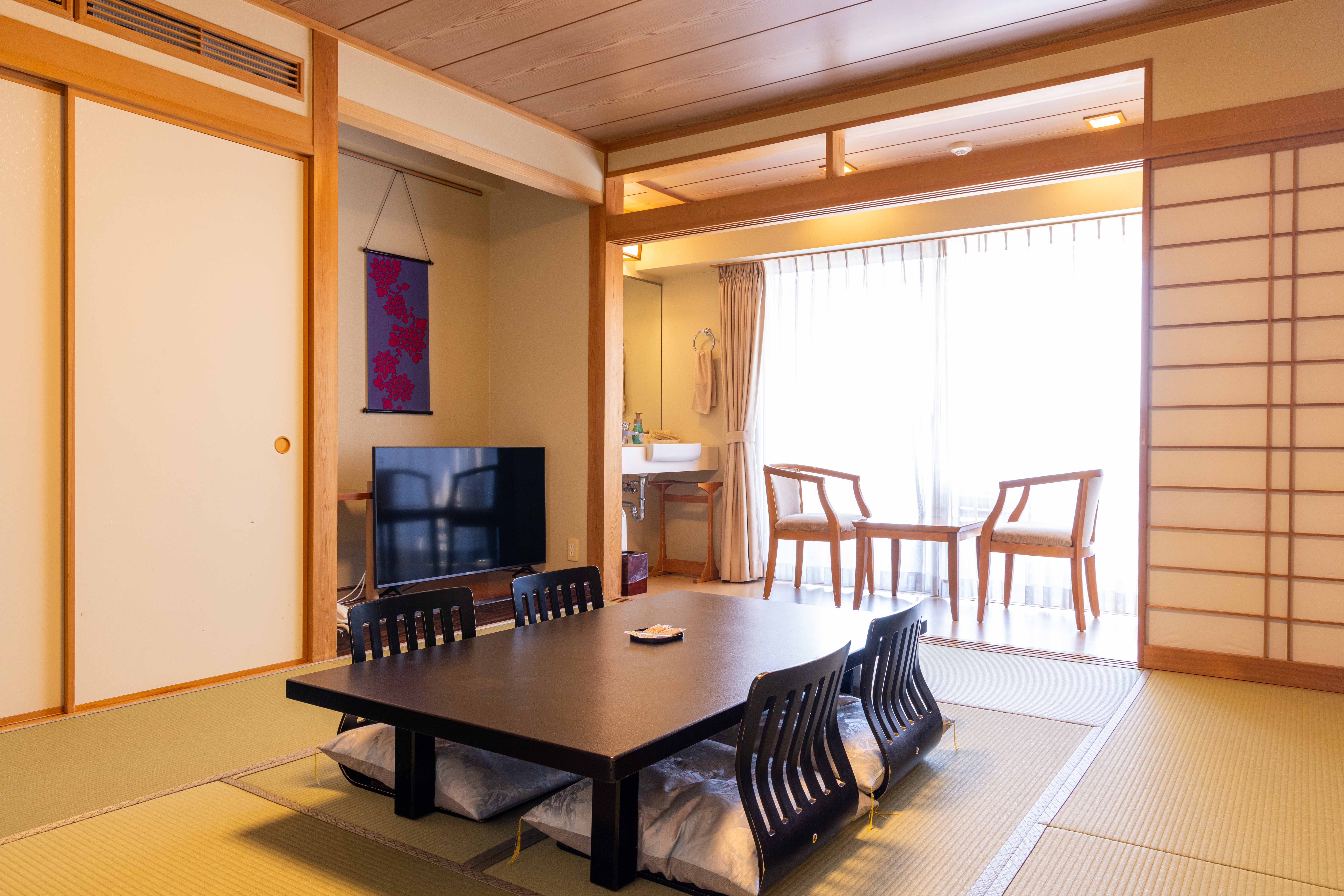 本館和室10畳（露天風呂付）