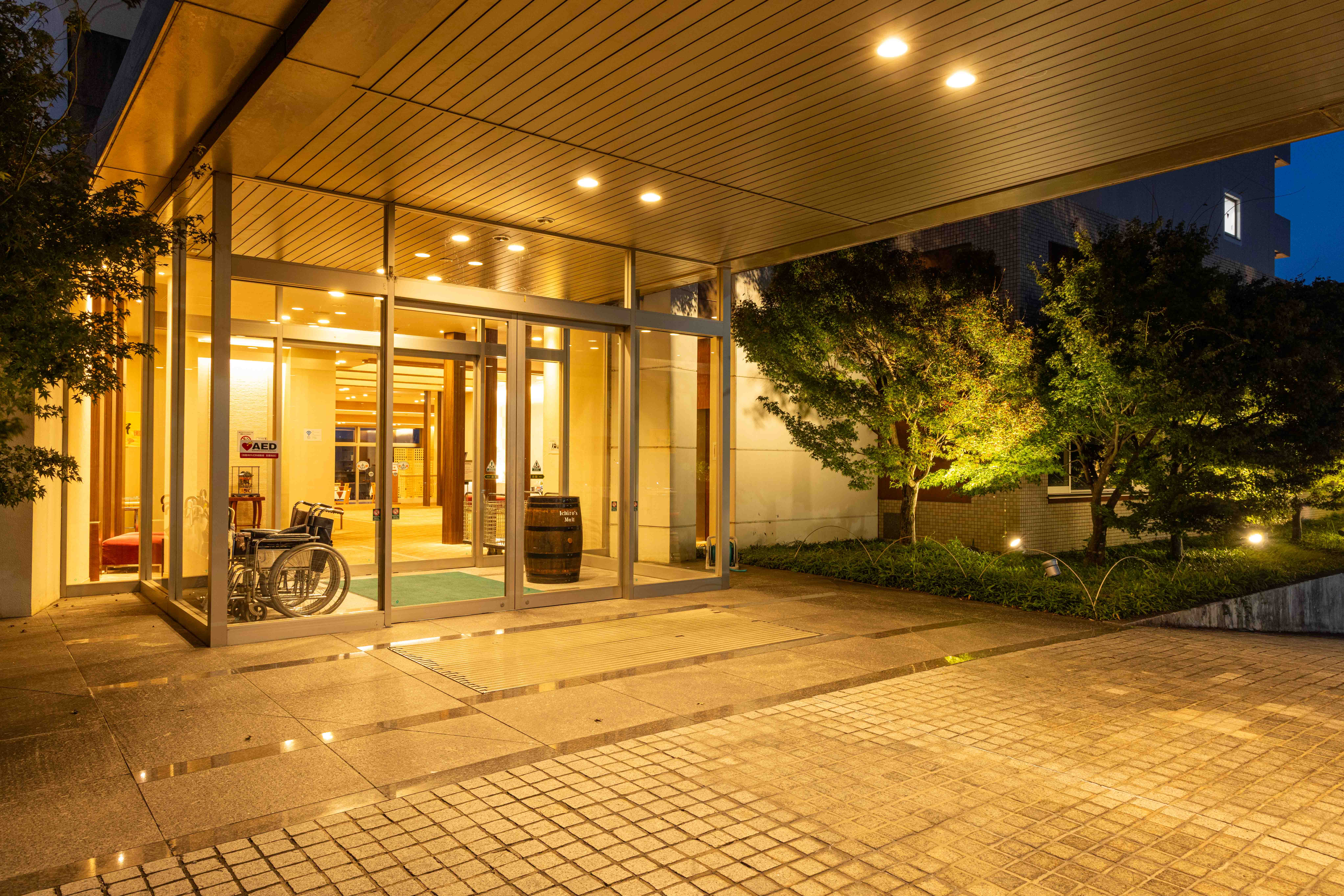 本館宿泊棟（フロント・ロビーはこちらから）