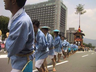 山鉾巡行-引き手さん