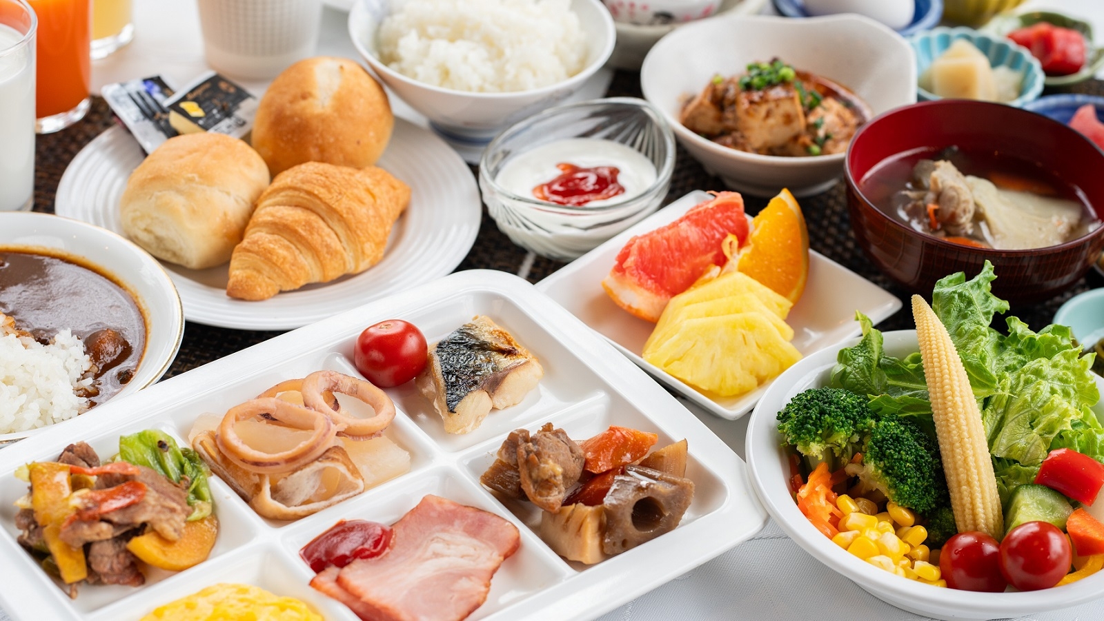 【室数限定　高層階確約】《朝食付》高層階ならではの眺望・夜景が魅力♪　室数限定だから予約はお早めに！