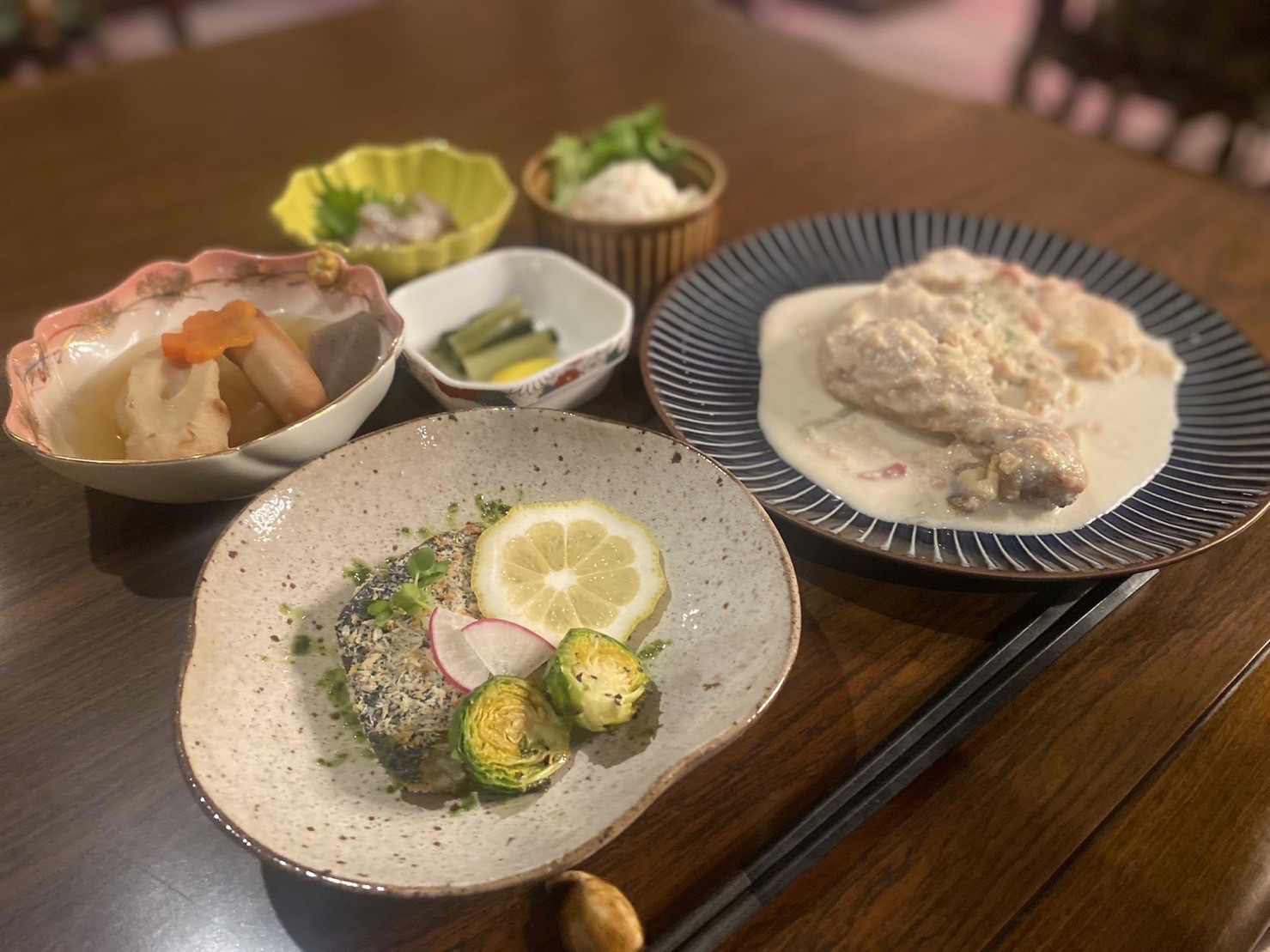 【夕食朝食付き　温泉満喫プラン　2名様〜4名様　1室】