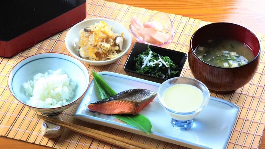 昼食（ダイエット）トレーニングに必要な栄養素と美味しさを追求してご提供しています