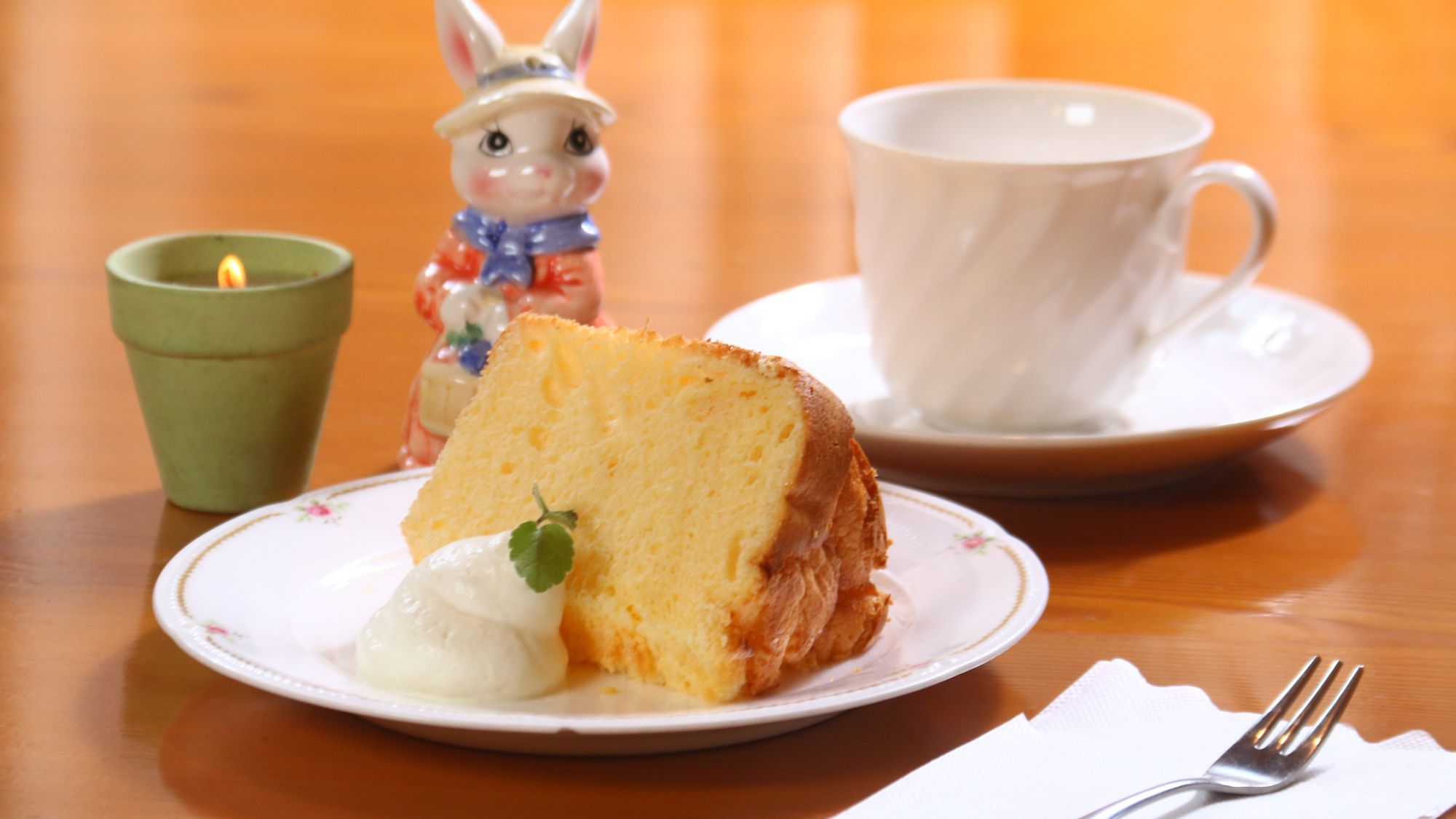 夕食一例（シフォンケーキ）