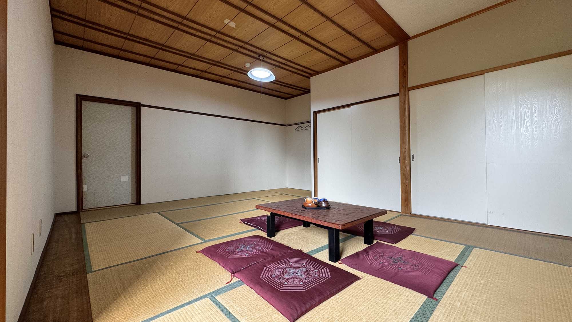 【客室】  グループ和室　14.5畳