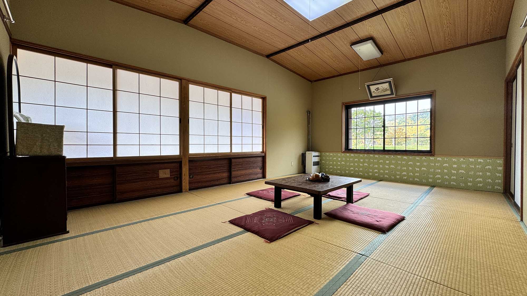 【客室】 スタンダード和室　12畳