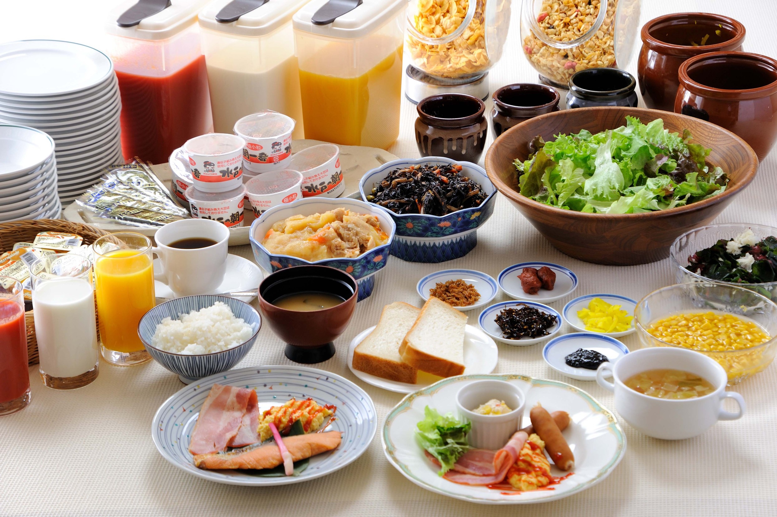 【朝食付】4名様同室デラックスルーム