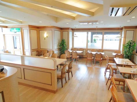 早餐會場“楓”本館1樓