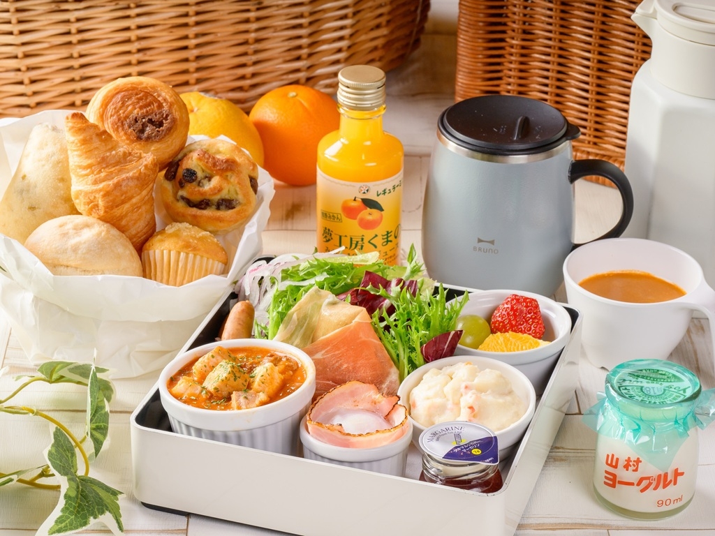 0〜2歳を含むファミリー限定！お泊りデビュー／ガーデンブレックファースト+夕食ビュッフェ 3/1〜