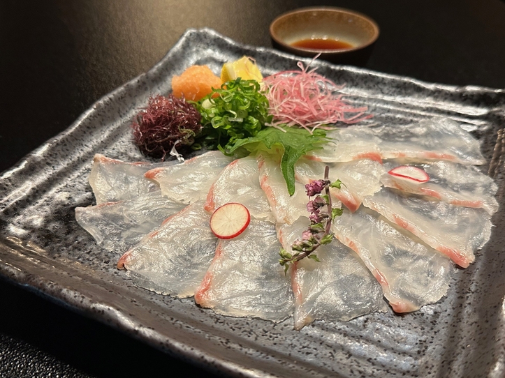 【愛媛県産の桜鯛のうす造り付】上品な旨味が魅力の桜鯛で春の訪れを感じる！80品ビュッフェで春爛漫旅♪