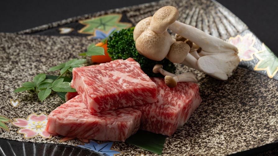 【2泊限定★連泊割＆特典でＷ得】ビュッフェ＆会席両方愉しめる！愛媛のご馳走と美人湯でもてなす癒し旅