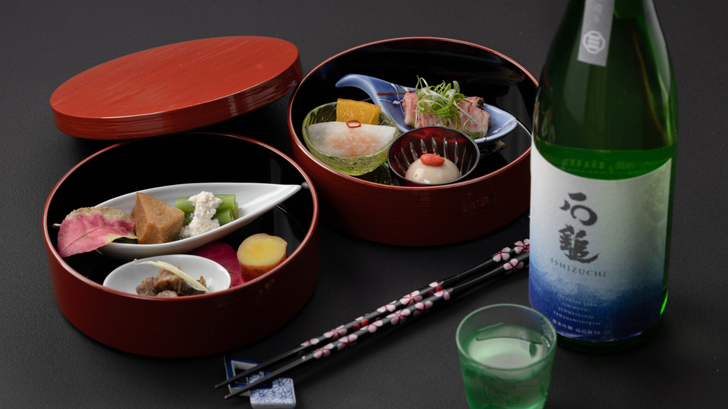 【日本酒ペアリング】 愛媛の地酒と美食の饗宴。愛媛の恵み満載の料理でワンランク上の大人の至福時間