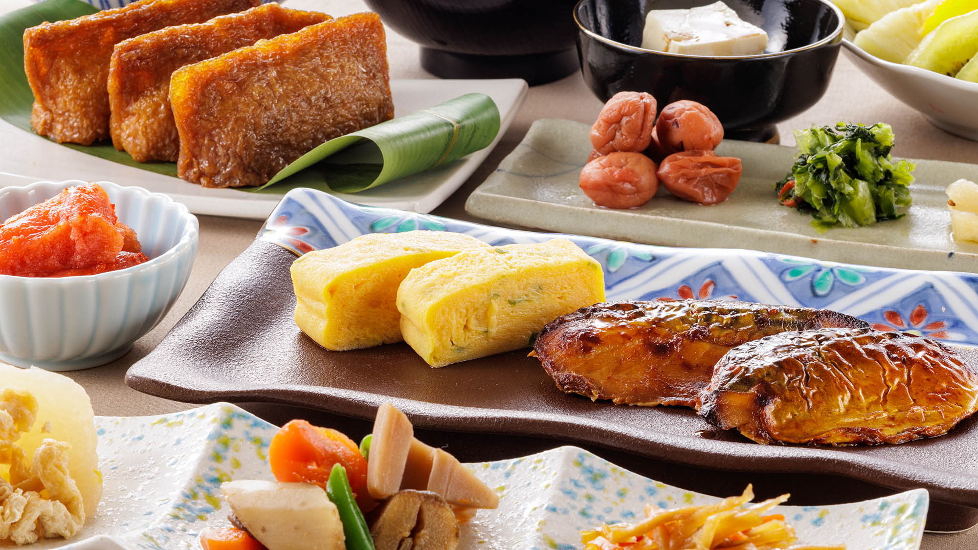 朝食ビュッフェ：和食メニューには明太子やがめ煮など福岡の味もご用意（イメージ）