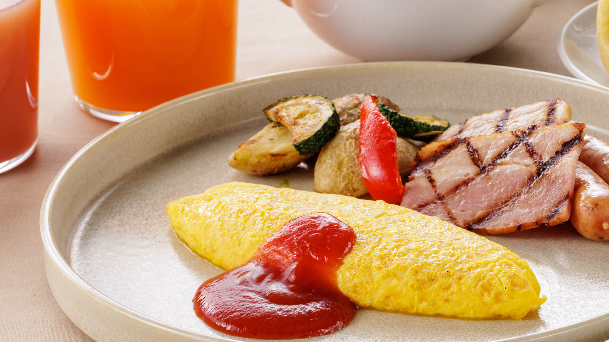 朝食ビュッフェ：和洋ビュッフェスタイルでお好きなものをお召し上がり下さい（イメージ）